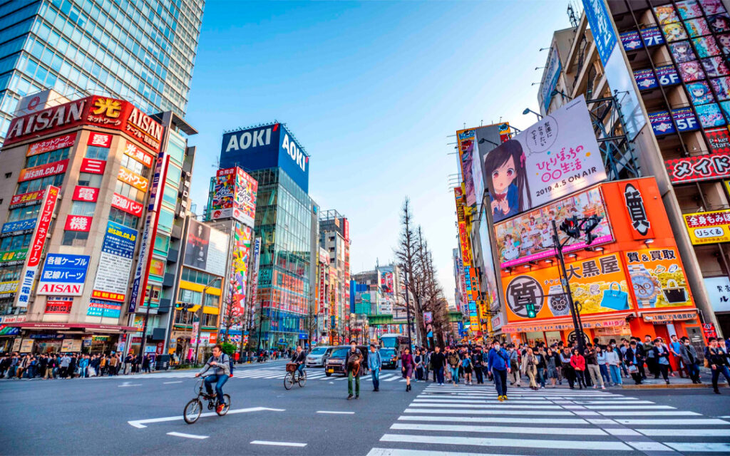 🎌 Japón y el Anime: 5 Experiencias de Cultura Pop que Puedes Vivir en Tokio, Kioto y Osaka